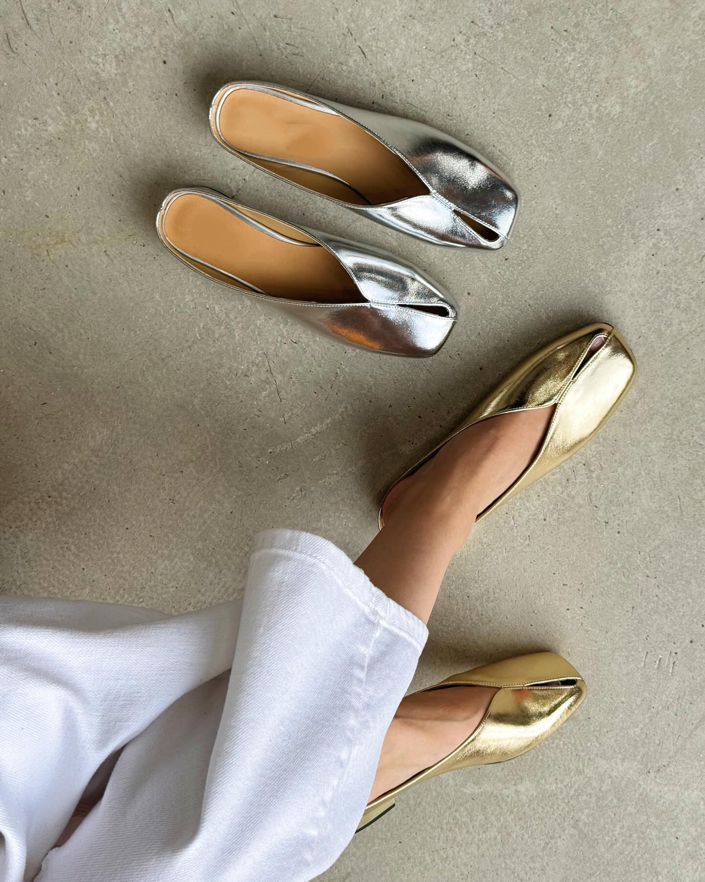 LYNA GOLD/SILVER™ - Sommersandalen aus atmungsaktivem, weichem Leder für Damen