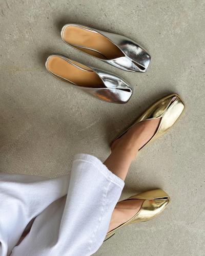 LYNA GOLD/SILVER™ - Sommersandalen aus atmungsaktivem, weichem Leder für Damen