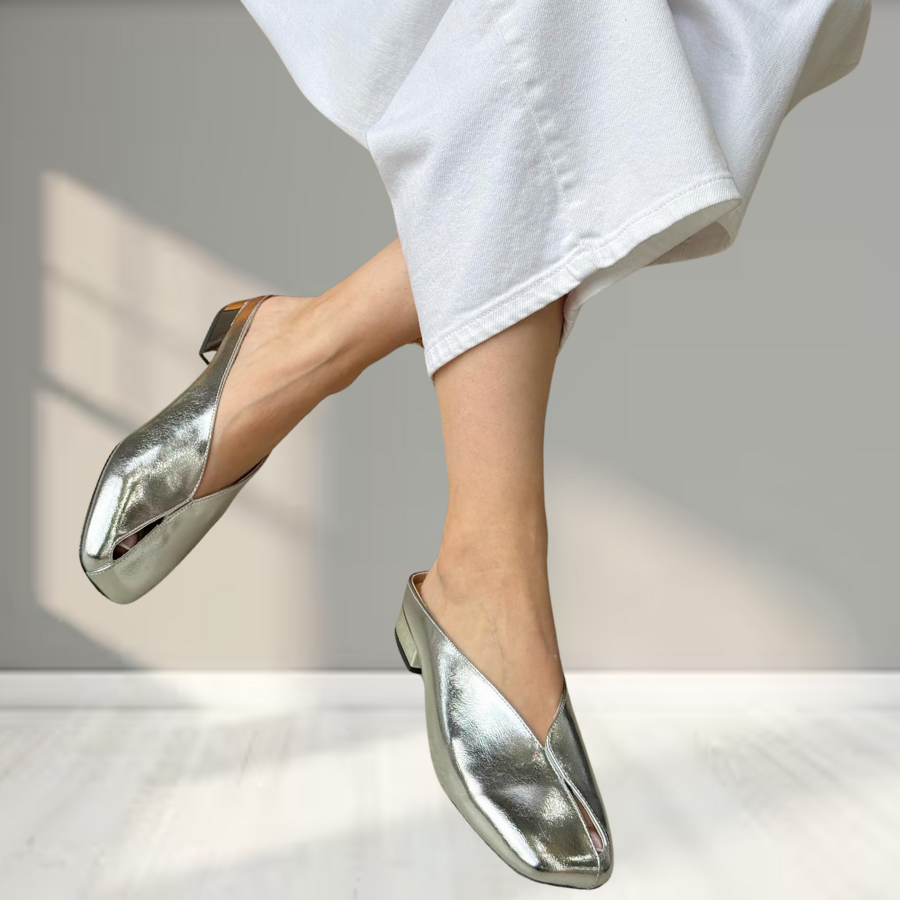 LYNA GOLD/SILVER™ - Sommersandalen aus atmungsaktivem, weichem Leder für Damen