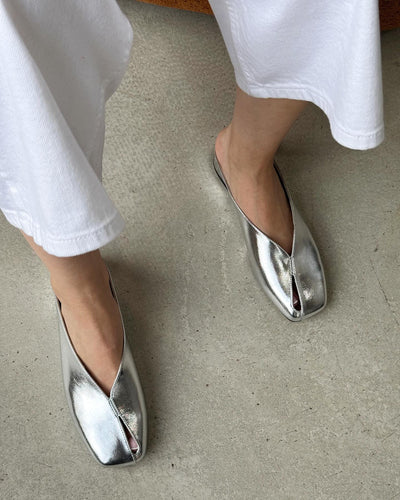 LYNA GOLD/SILVER™ - Sommersandalen aus atmungsaktivem, weichem Leder für Damen